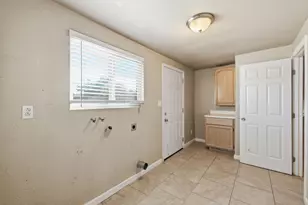 6457 Channing Dr, North Highlands, CA 95660 - Photo 11