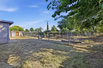 6457 Channing Drive, North Highlands, CA 95660 - Photo 19