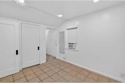 9161 Grove Street, Elk Grove, CA 95624 - Photo 23