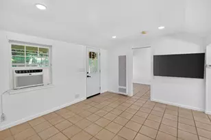 9161 Grove St, Elk Grove, CA 95624 - Photo 7
