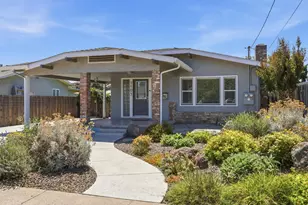 1105 W G St, Oakdale, CA 95361 - Photo 1