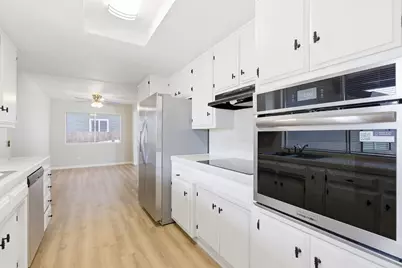7436 Golden Oak Way, Sacramento, CA 95831 - Photo 13
