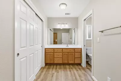 7436 Golden Oak Way, Sacramento, CA 95831 - Photo 21