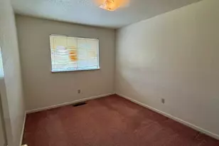 5930 Buckskin Pl, Stockton, CA 95210 - Photo 13
