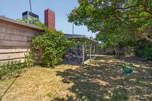 5220 North Pkwy, Sacramento, CA 95823 - Photo 29