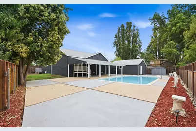318 Teegarden Avenue, Yuba City, CA 95991 - Photo 57