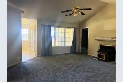6083 Raymond Court, Atwater, CA 95301 - Photo 9