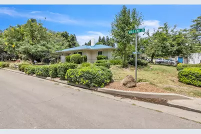 9901 Wild Oak Court, Oakdale, CA 95361 - Photo 13