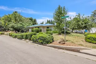 9901 Wild Oak Ct, Oakdale, CA 95361 - Photo 13