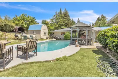 9901 Wild Oak Court, Oakdale, CA 95361 - Photo 15