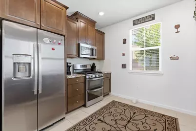 2032 Brave Hawk Loop, Roseville, CA 95747 - Photo 9