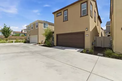 2032 Brave Hawk Loop, Roseville, CA 95747 - Photo 25