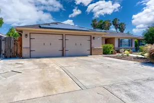 1037 Jackson Ave, Los Banos, CA 93635 - Photo 5