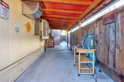 1037 Jackson Avenue, Los Banos, CA 93635 - Photo 43