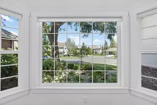 7636 Bridgeview Dr, Sacramento, CA 95831 - Photo 7