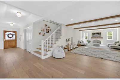 7636 Bridgeview Drive, Sacramento, CA 95831 - Photo 21
