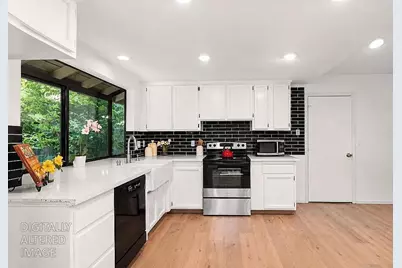 2042 University Park Drive, Sacramento, CA 95825 - Photo 15