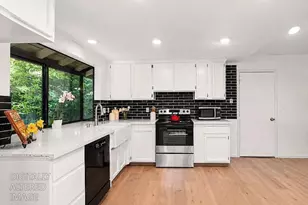 2042 University Park Dr, Sacramento, CA 95825 - Photo 15