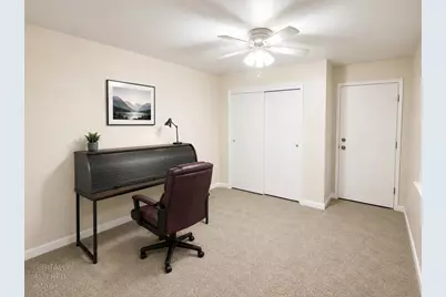 2042 University Park Drive, Sacramento, CA 95825 - Photo 19