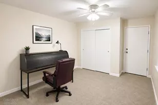 2042 University Park Dr, Sacramento, CA 95825 - Photo 19