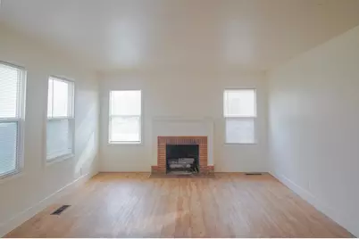 5650 Velma Way, Sacramento, CA 95824 - Photo 5