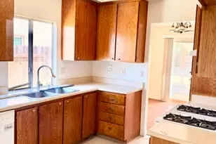 8170 Sarasota, Sacramento, CA 95828 - Photo 3
