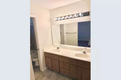 8170 Sarasota, Sacramento, CA 95828 - Photo 9