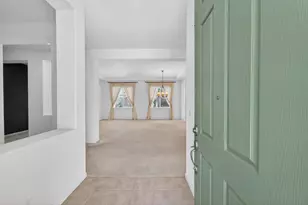 380 Lyman Cir, Sacramento, CA 95835 - Photo 11