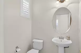 380 Lyman Cir, Sacramento, CA 95835 - Photo 47