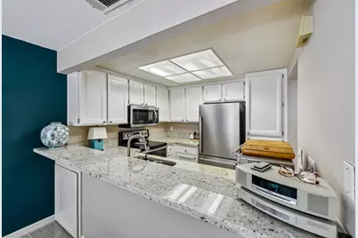 2280 Hurley Way #48, Sacramento, CA 95825 - Photo 13