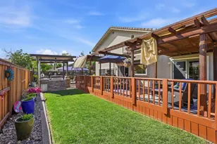8904 Royal Gate Way, Elk Grove, CA 95624 - Photo 47