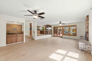 8904 Royal Gate Way, Elk Grove, CA 95624 - Photo 17