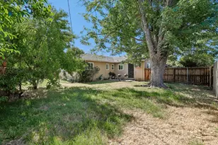1465 Mathews Way, Sacramento, CA 95822 - Photo 9