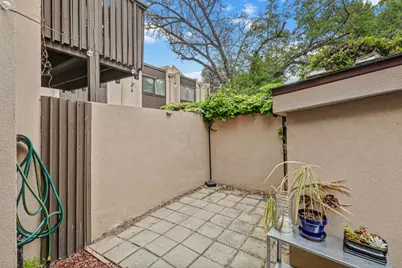 2203 Woodside Lane #4, Sacramento, CA 95825 - Photo 27