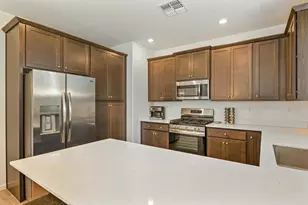 8858 Charrington Wy, Sacramento, CA 95829 - Photo 11