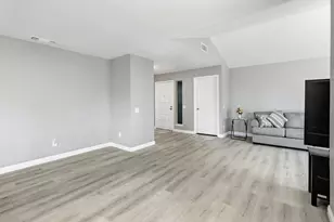 3529 Lindenwood Way, Sacramento, CA 95826 - Photo 13