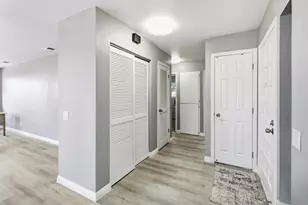 3529 Lindenwood Way, Sacramento, CA 95826 - Photo 15