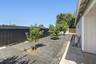 3529 Lindenwood Way, Sacramento, CA 95826 - Photo 27