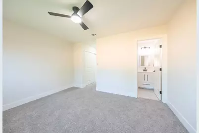 7677 Franklin Boulevard, Sacramento, CA 95823 - Photo 19