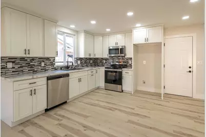 7677 Franklin Boulevard, Sacramento, CA 95823 - Photo 7
