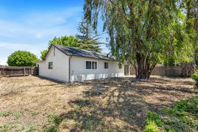 2110 Chambord Drive, Stockton, CA 95210 - Photo 17