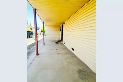 1633 Walnut, Escalon, CA 95320 - Photo 21