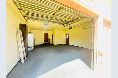 1633 Walnut, Escalon, CA 95320 - Photo 29