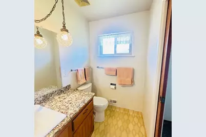 1633 Walnut, Escalon, CA 95320 - Photo 15