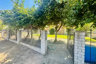 1633 Walnut, Escalon, CA 95320 - Photo 27