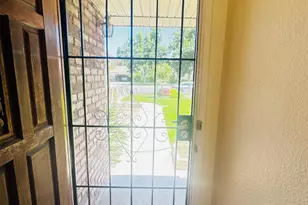 1633 Walnut, Escalon, CA 95320 - Photo 9