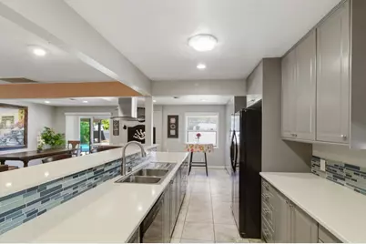 2212 Alegre Court, Rancho Cordova, CA 95670 - Photo 9