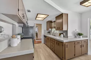 5012 I Pkwy, Sacramento, CA 95823 - Photo 3