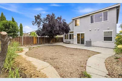 10133 Lofton Way, Elk Grove, CA 95757 - Photo 35