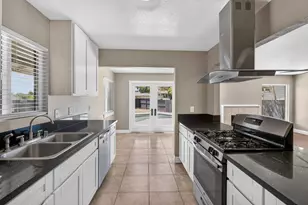 6101 Shenandoah Dr, Sacramento, CA 95841 - Photo 11